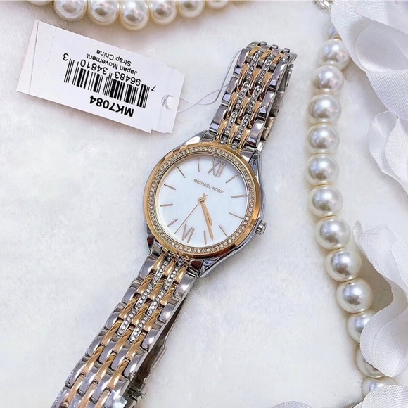MICHAEL Michael Kors Mindy Watch Silver Gold NWT - Picture 4 of 11